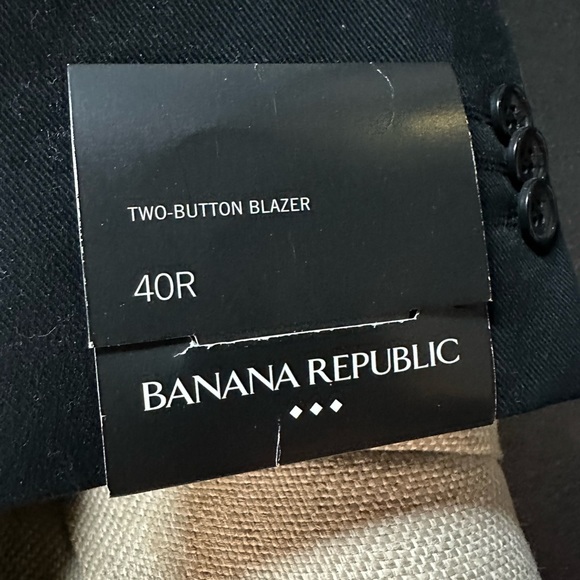 NWT Banana Republic 40R Two Button Black Blazer - Picture 2 of 3